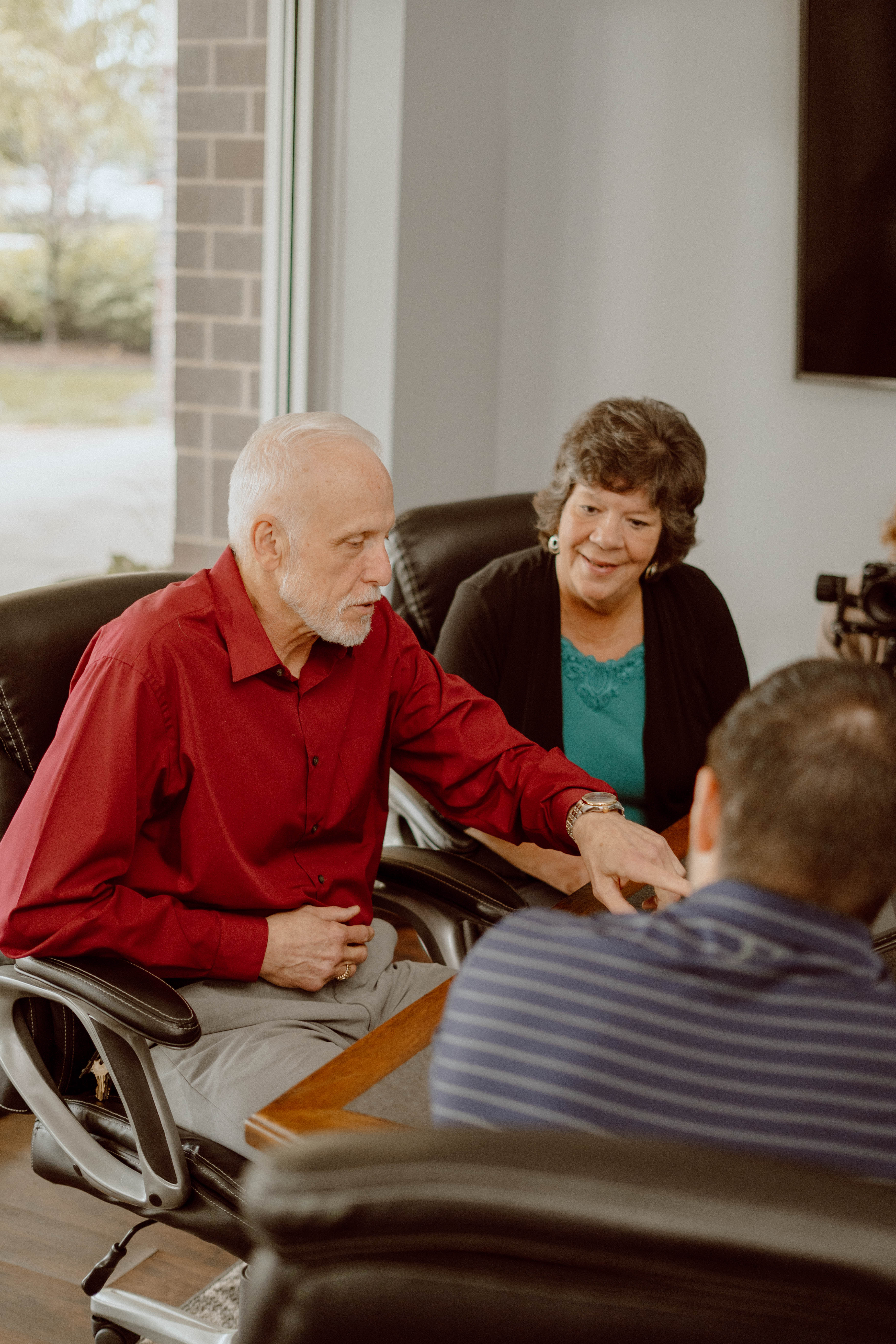 Clients meeting with StewardRight advisor